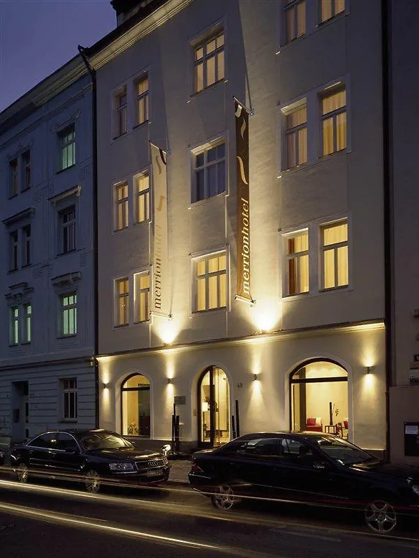 Design Merrion Hotel Прага 4*,